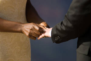 KissingWedding37.JPG